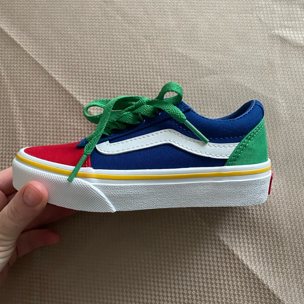 Little boy size 11 Vans
